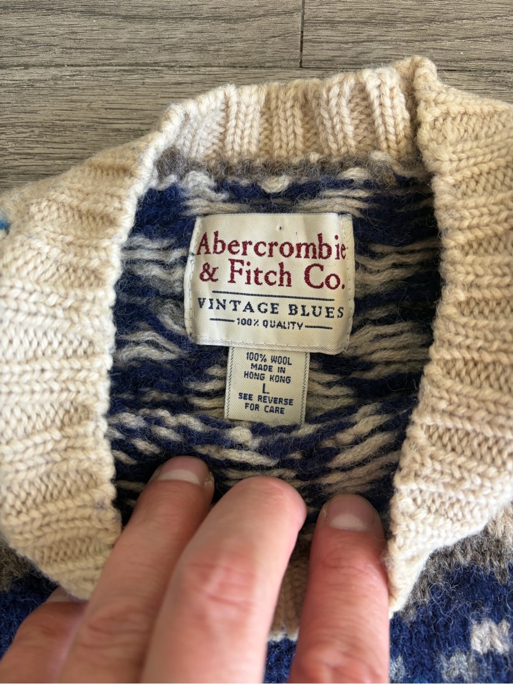 Cozy Abercrombie & fitch Fair Isle Crewneck Sweater in Cream and Navy - Picture 2 of 6
